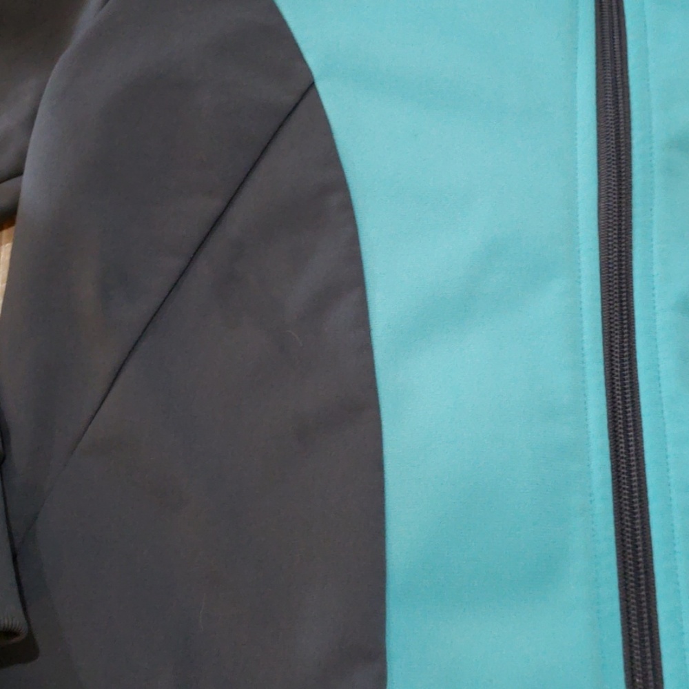 Puma Track Jacket - Picture 2 of 5